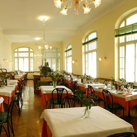 Hotel Aurora 3*